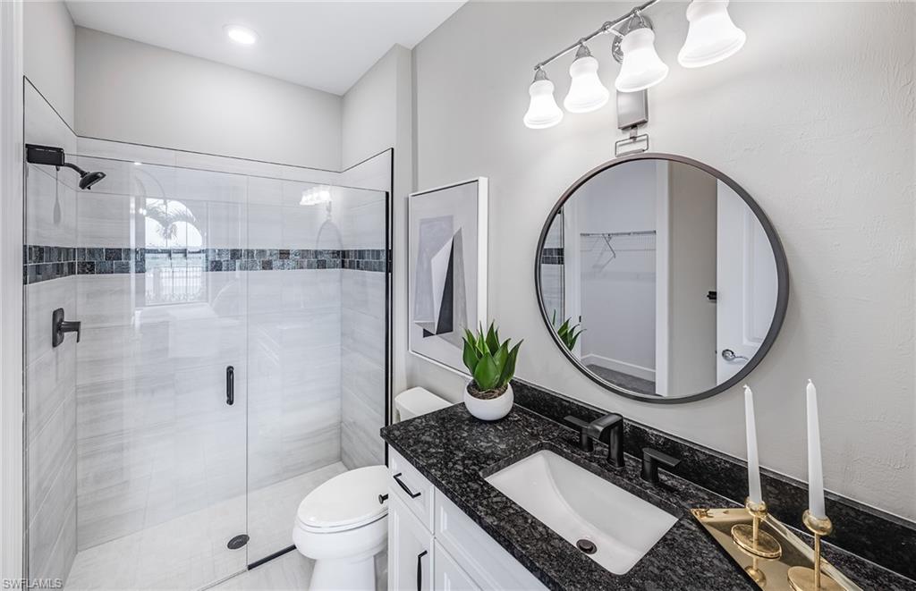 NORTHRIDGE - Residential
