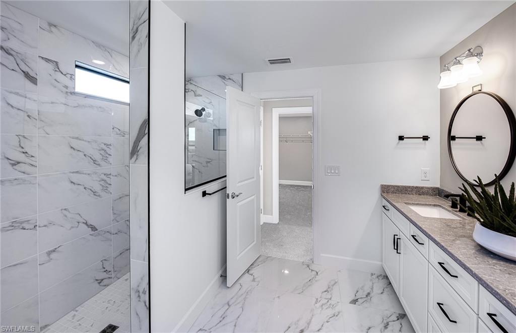 NORTHRIDGE - Residential