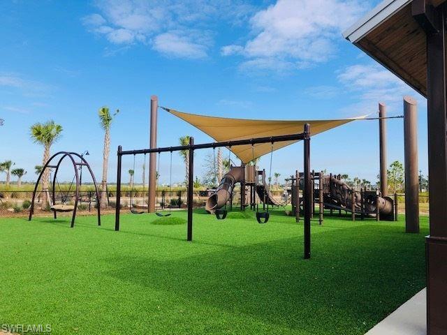 NORTHRIDGE - Residential