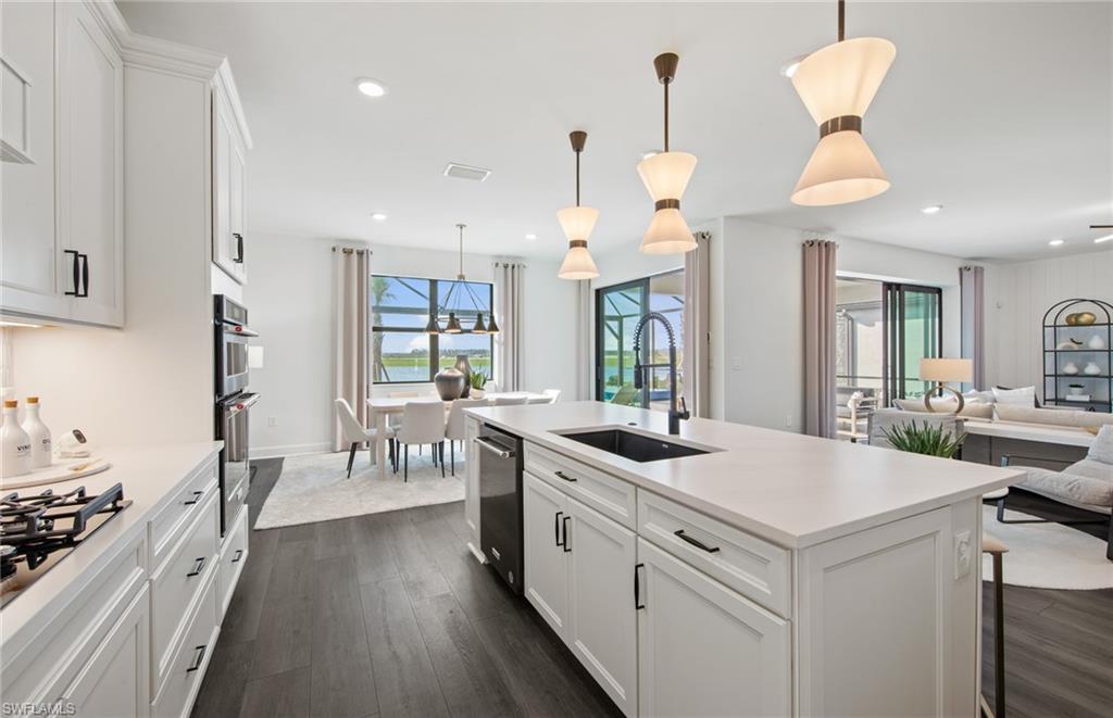 NORTHRIDGE - Residential