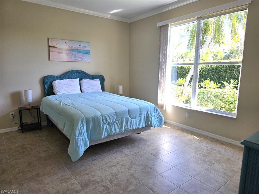 COLONY LAKES - Residential