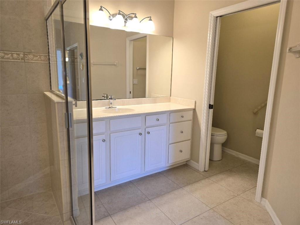 COLONY LAKES - Residential