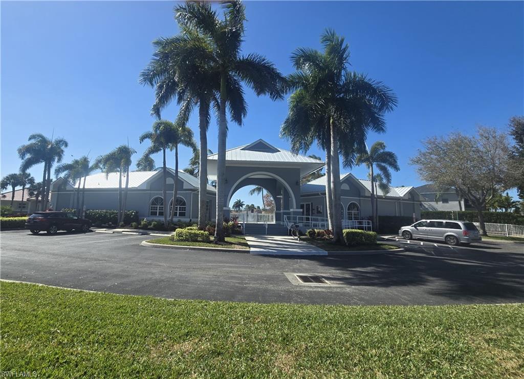 COLONY LAKES - Residential