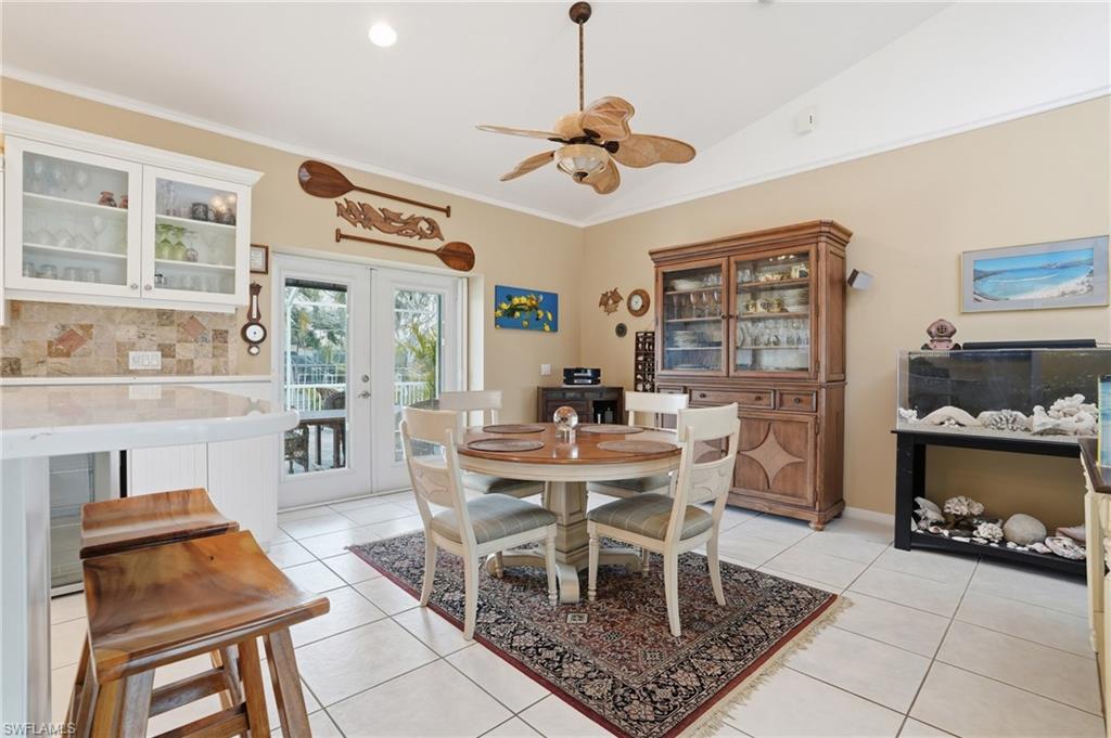 PARADISE VILLAGE - Residential