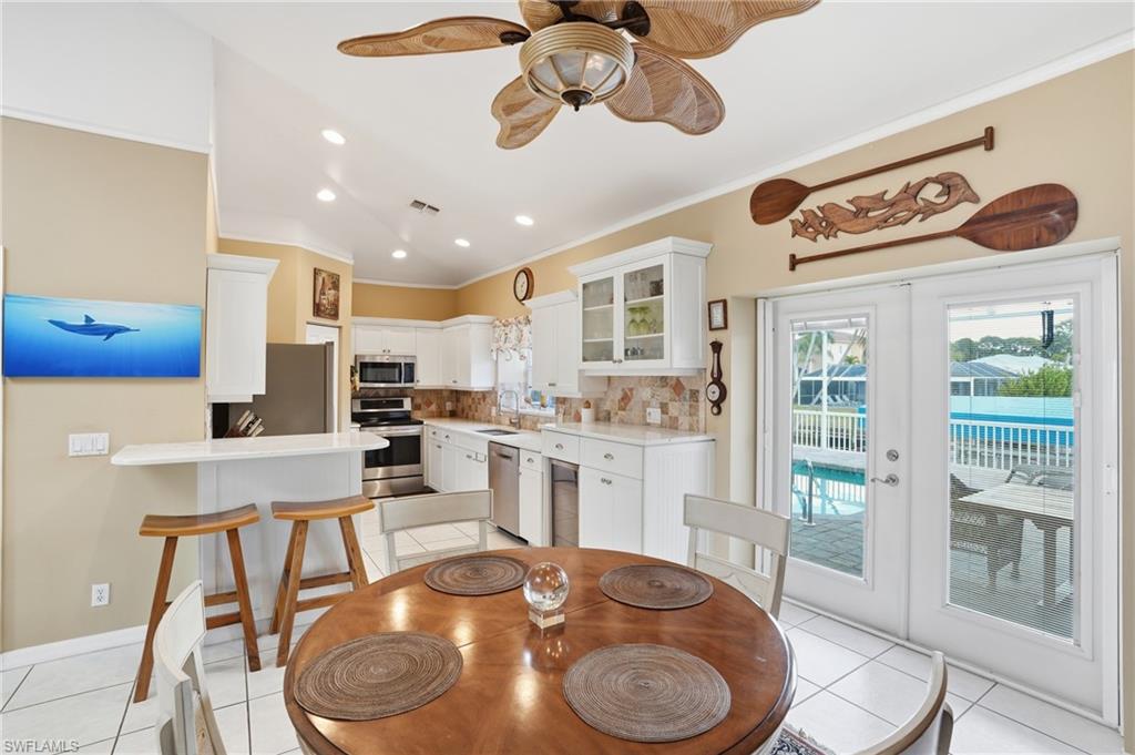 PARADISE VILLAGE - Residential