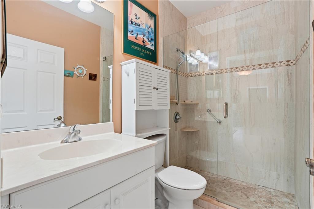 PARADISE VILLAGE - Residential