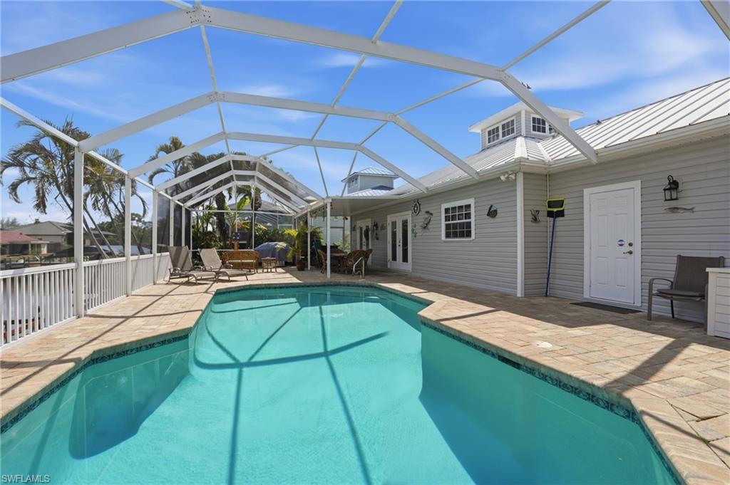 PARADISE VILLAGE - Residential