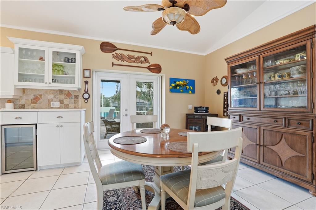 PARADISE VILLAGE - Residential