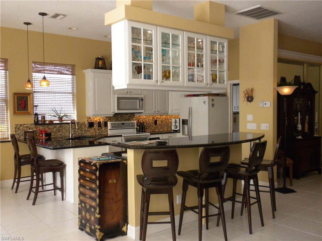 DEL VERA COUNTRY CLUB - Residential