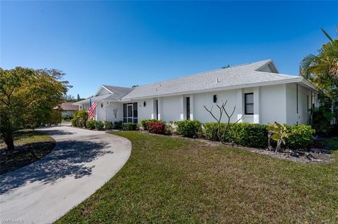 661 E Valley DR BONITA SPRINGS FL 34134
