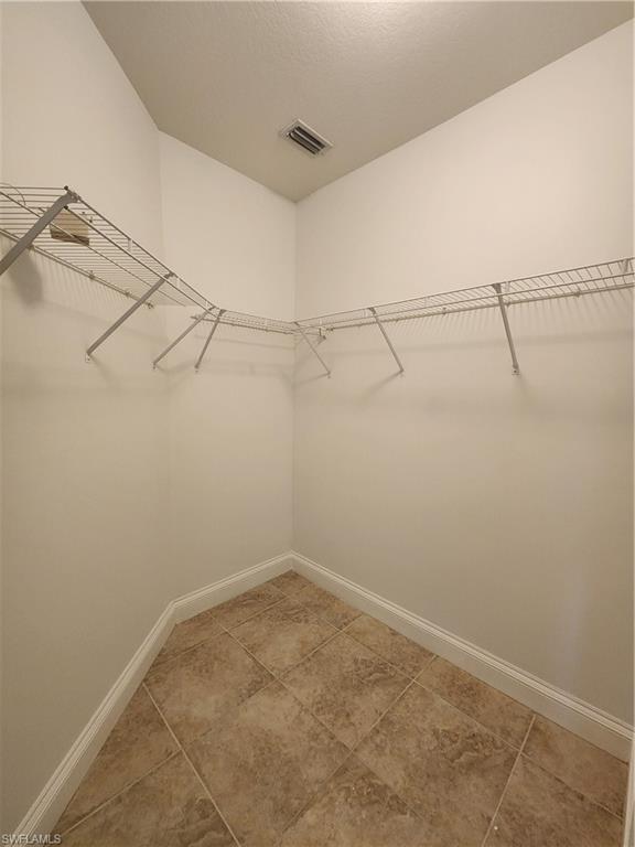 BELLA VITA - Residential Lease