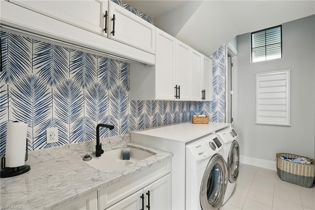 MARCO BEACH - Residential