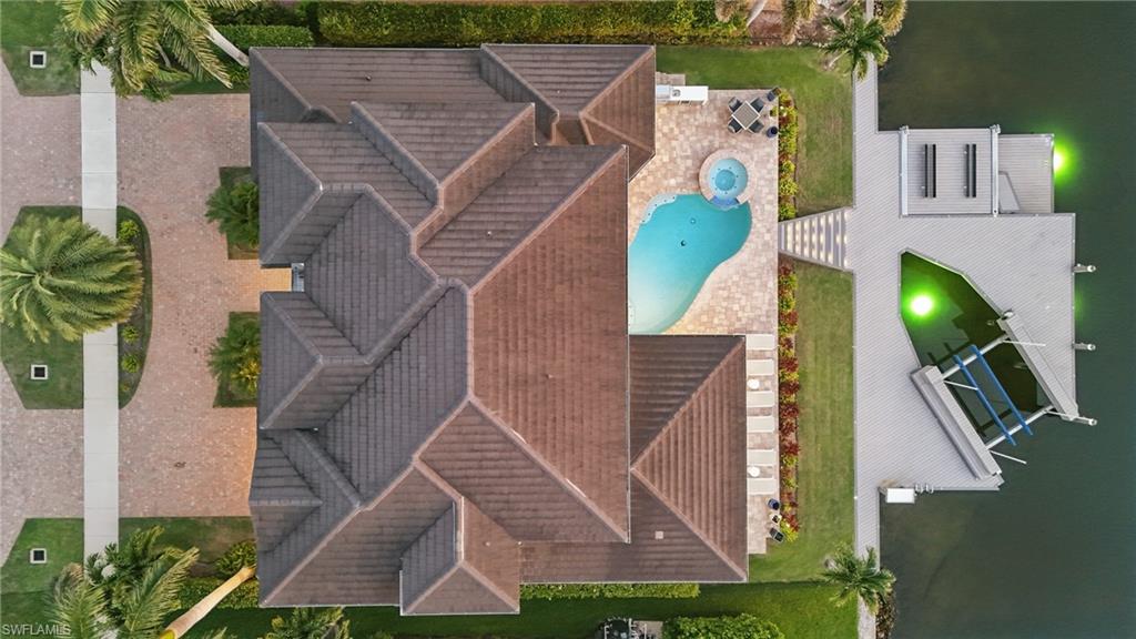 MARCO BEACH - Residential