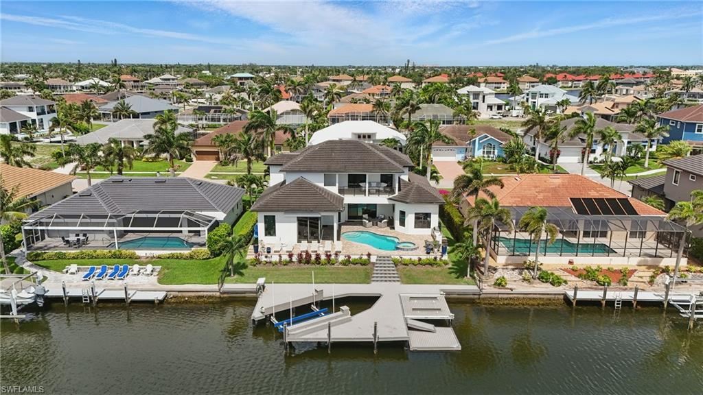 MARCO BEACH - Residential