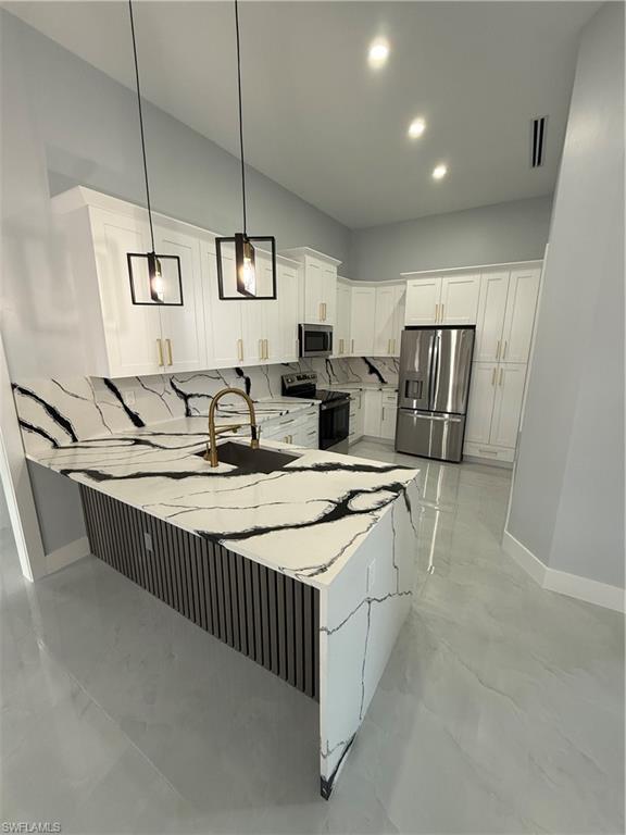 GOLDEN GATE ESTATES - Residential