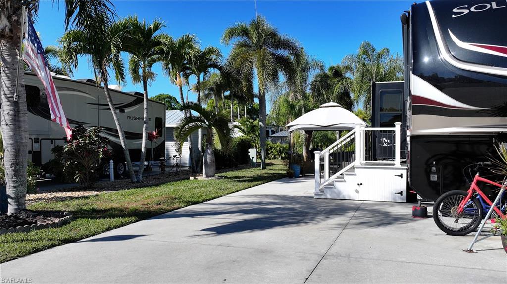 CYPRESS WOODS RV RESORT - Land