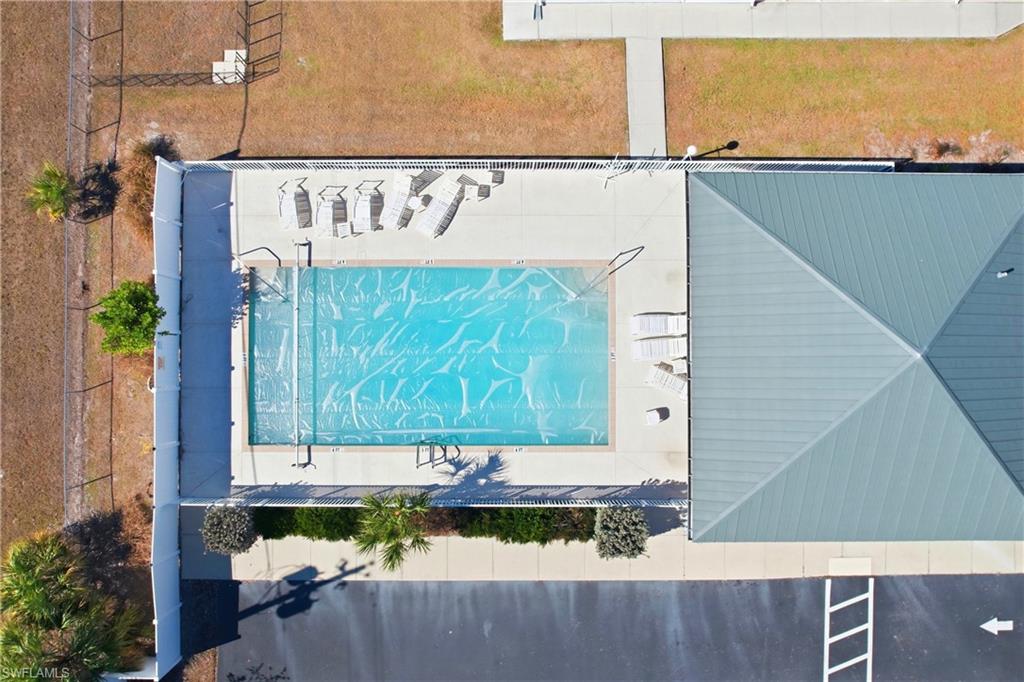 RIVERS EDGE - Residential