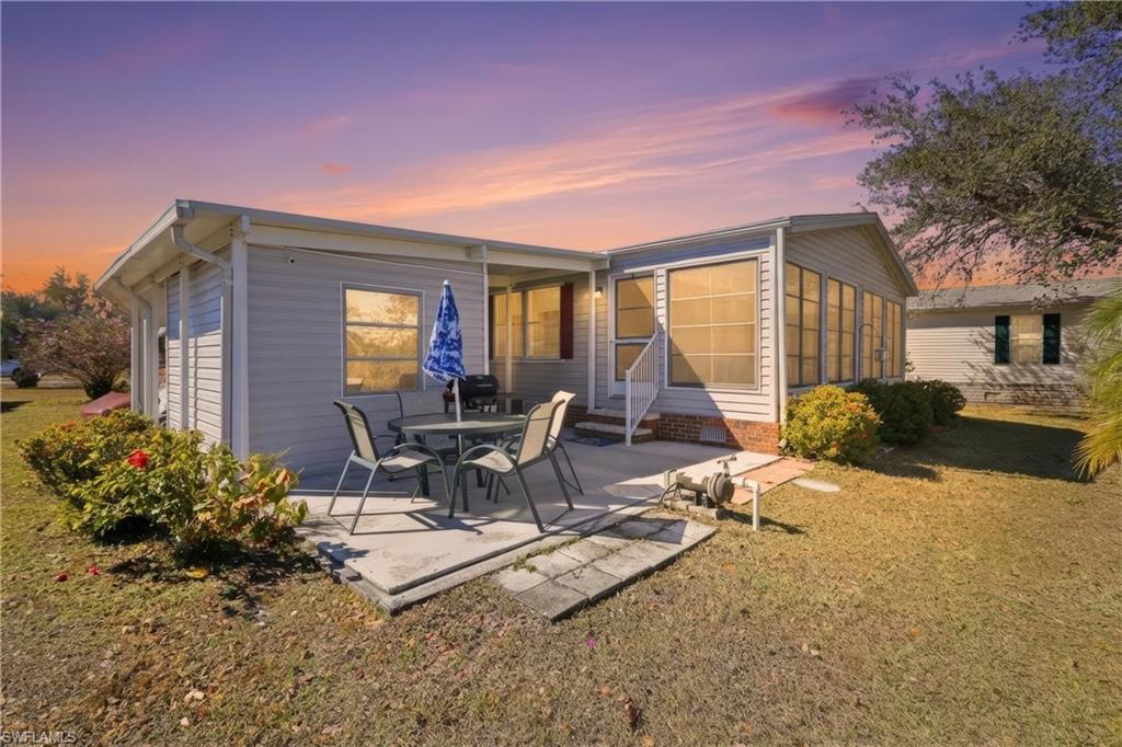 RIVERS EDGE - Residential