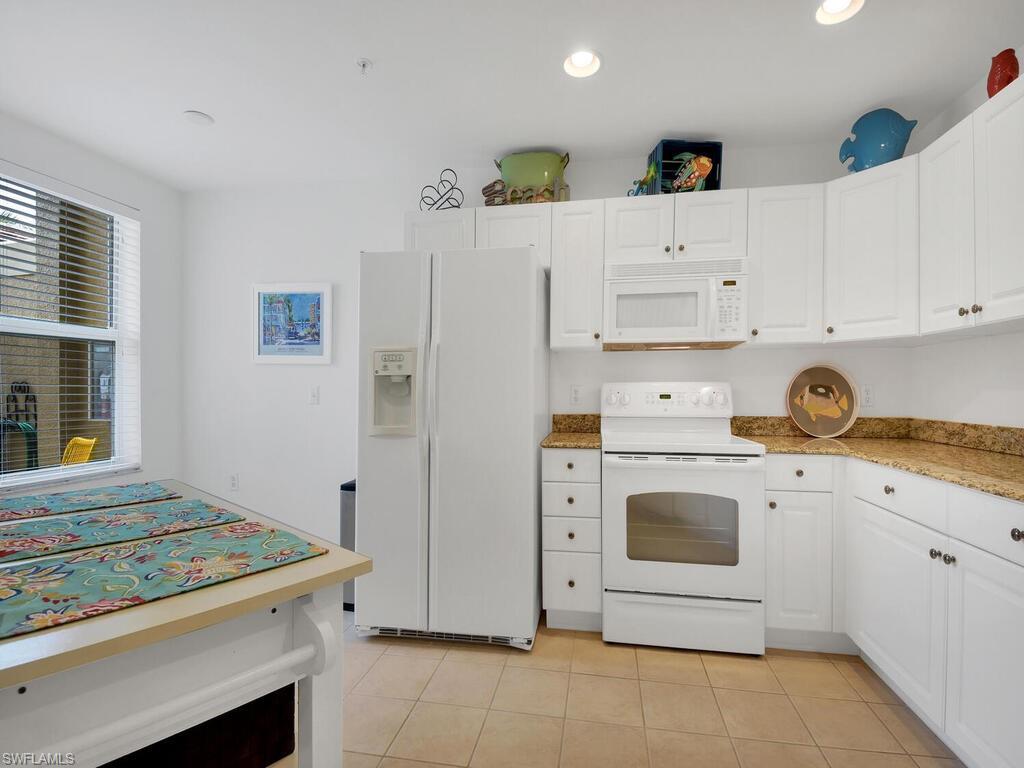 SUMMERWIND - Residential