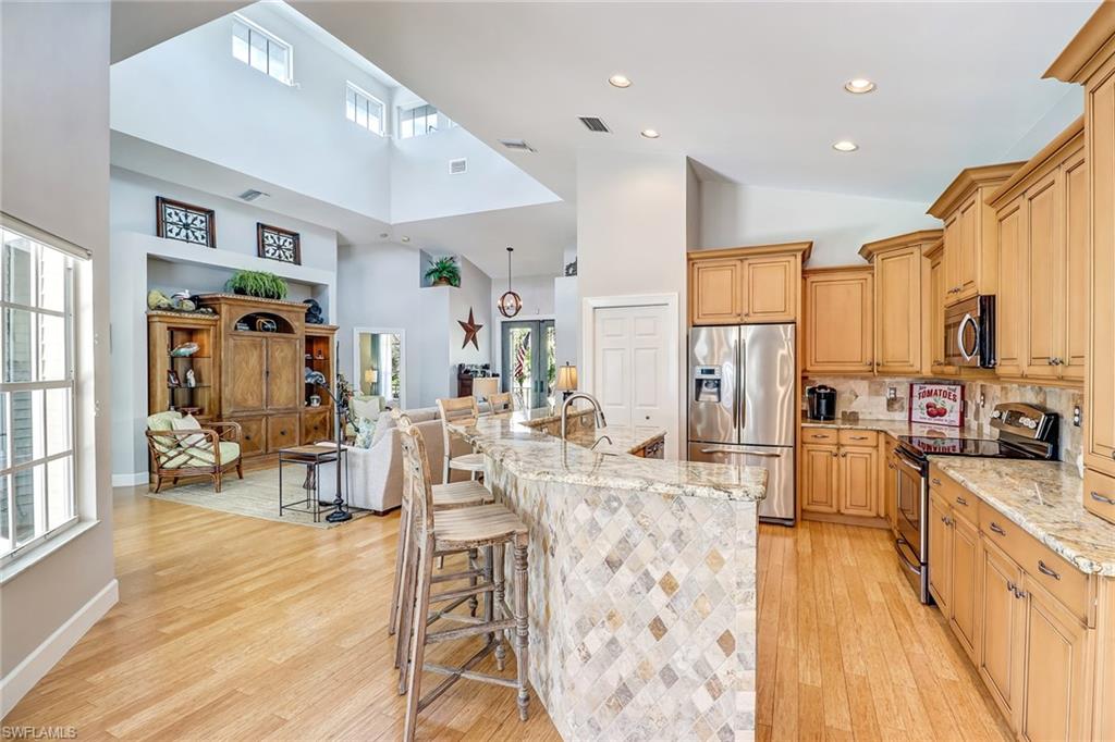 LIVINGSTON WOODS - Residential