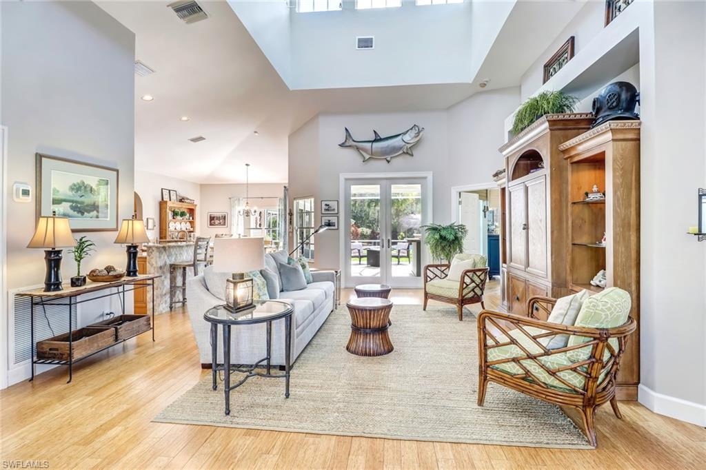 LIVINGSTON WOODS - Residential