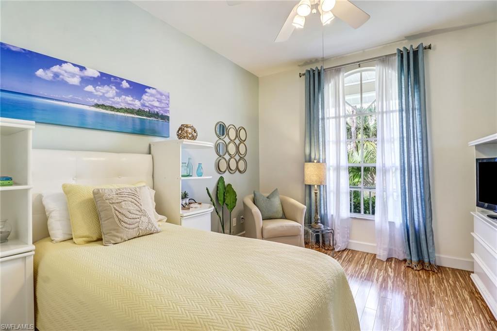 LIVINGSTON WOODS - Residential