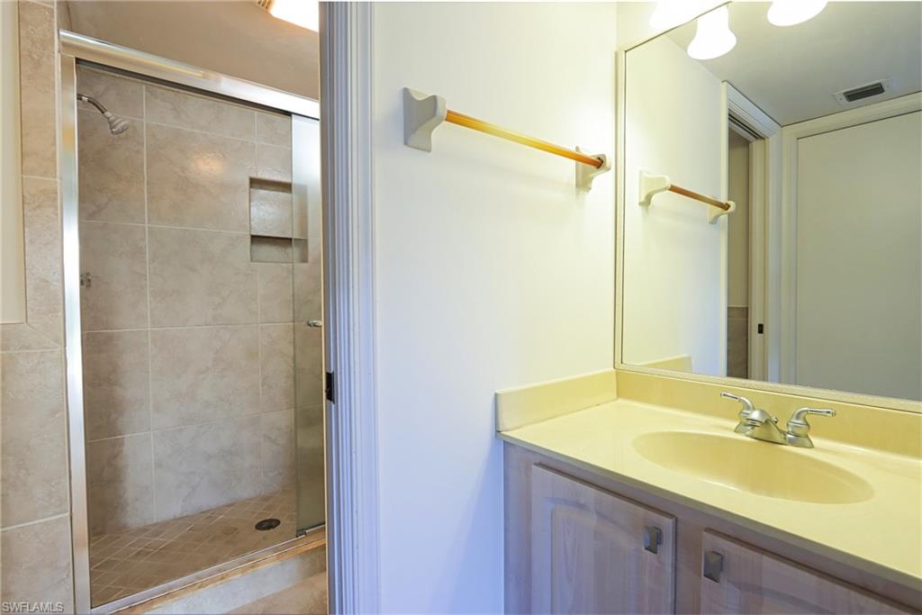 ABBEY AT BERKSHIRE VILLAGE - Residential Lease