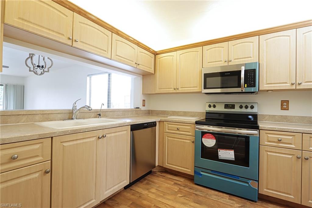 ABBEY AT BERKSHIRE VILLAGE - Residential Lease