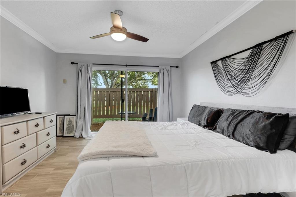 ROYAL WOODS - Residential