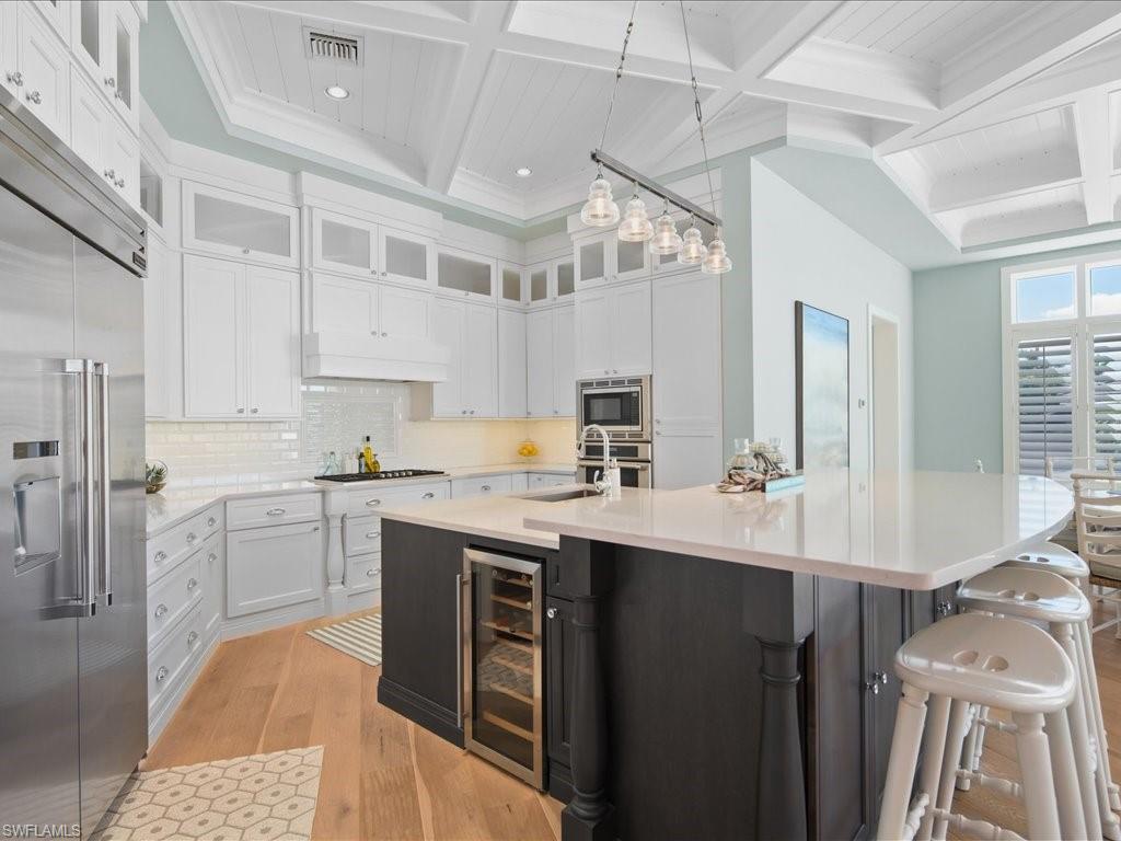 MARCO BEACH - Residential