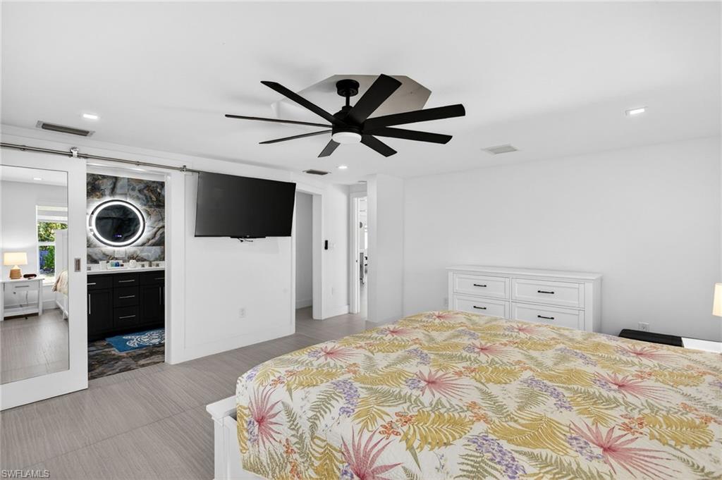 SANIBEL LAKE ESTATES - Residential