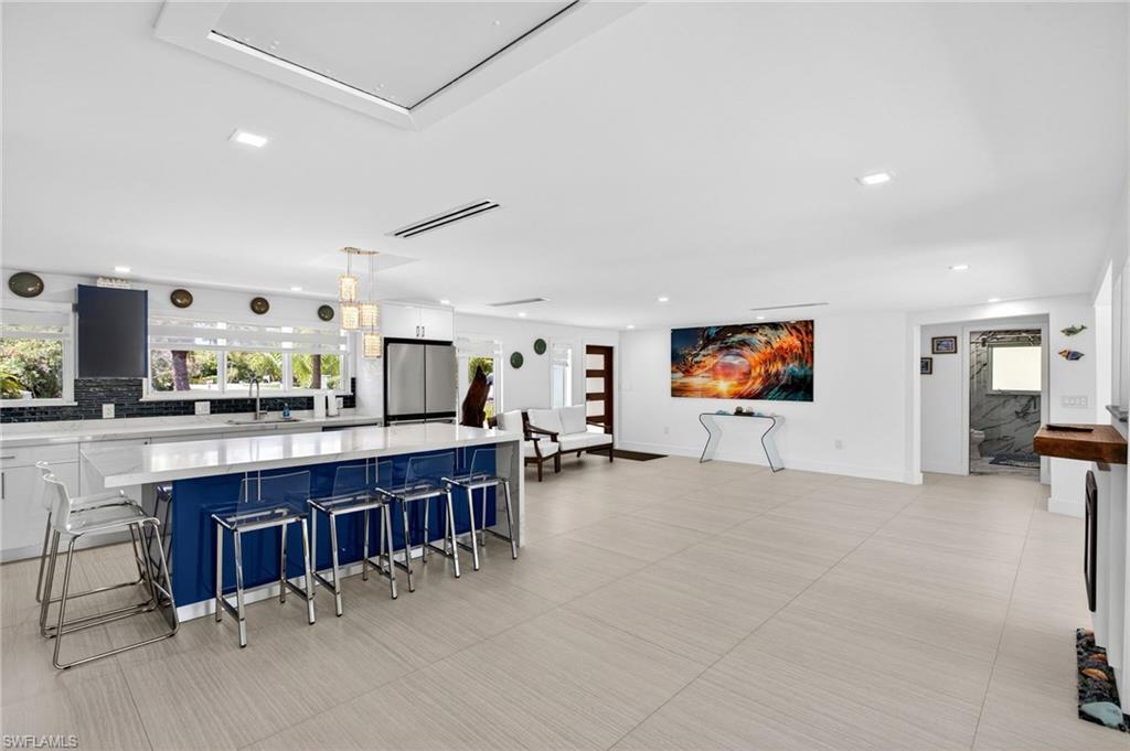 SANIBEL LAKE ESTATES - Residential