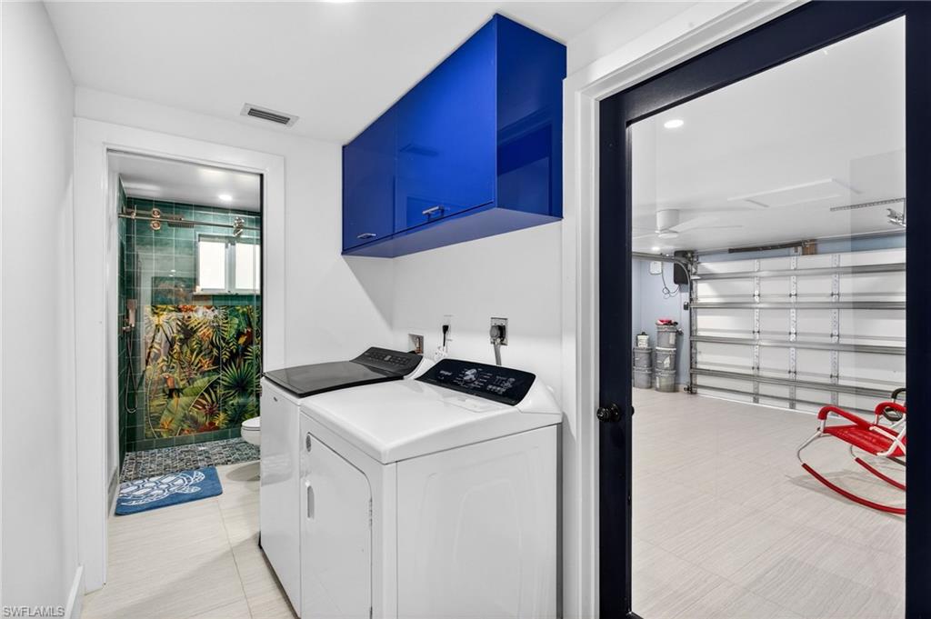 SANIBEL LAKE ESTATES - Residential