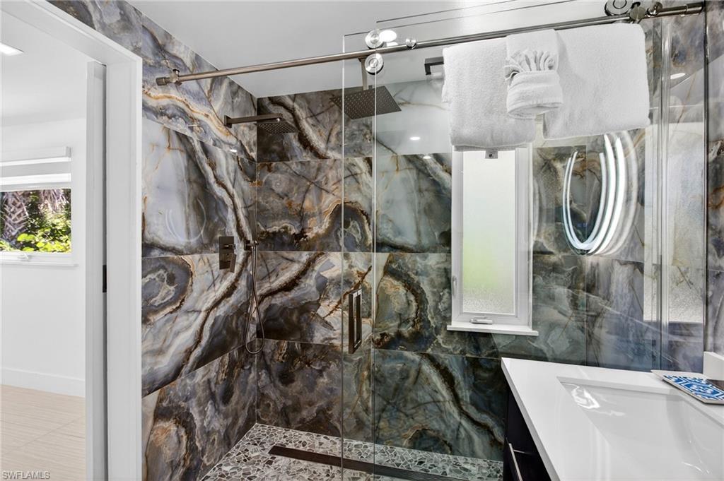 SANIBEL LAKE ESTATES - Residential