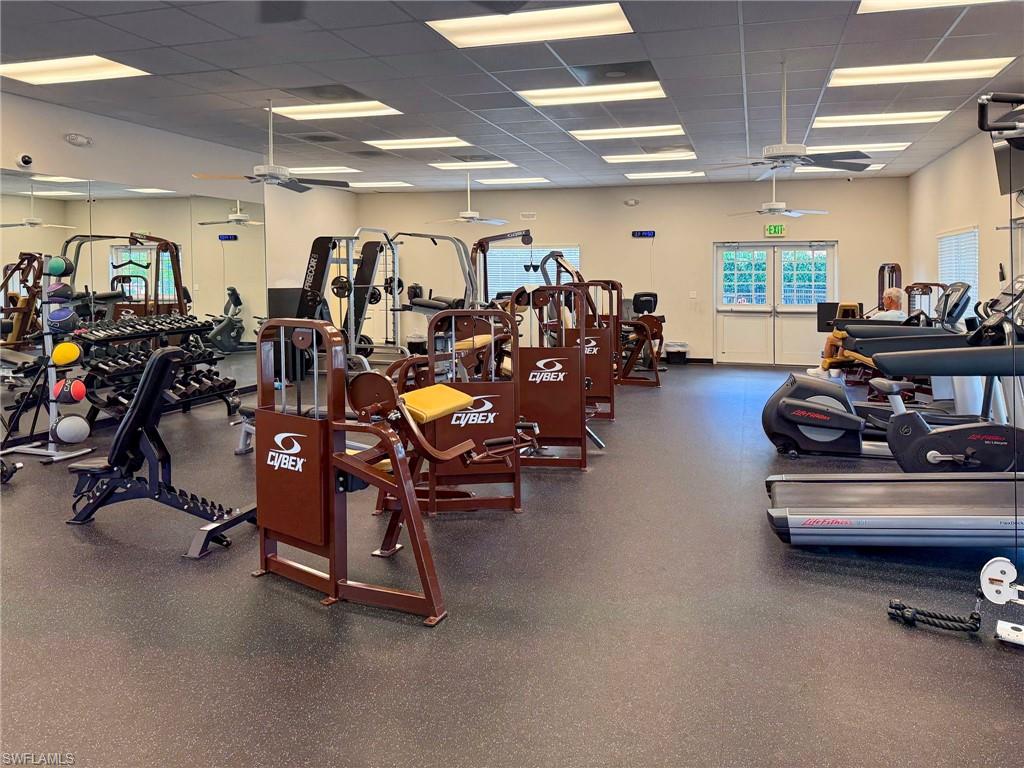 VALENCIA LAKES - Residential