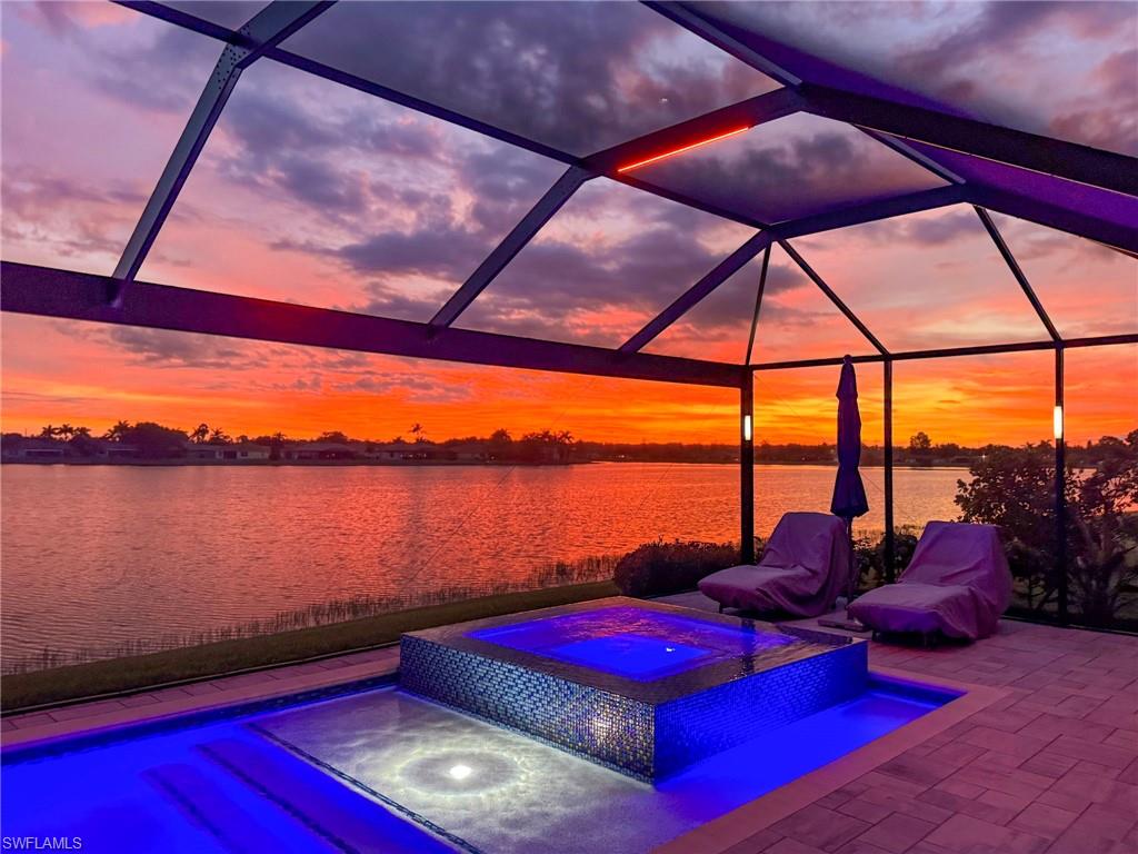 VALENCIA LAKES - Residential