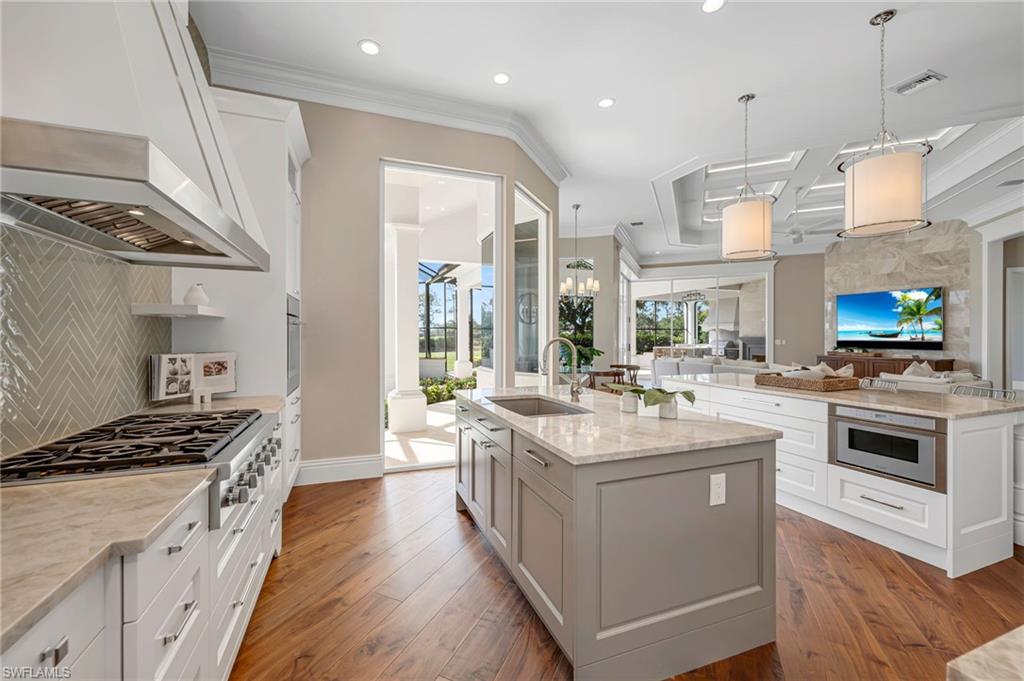 ESTATES AT GREY OAKS - Residential