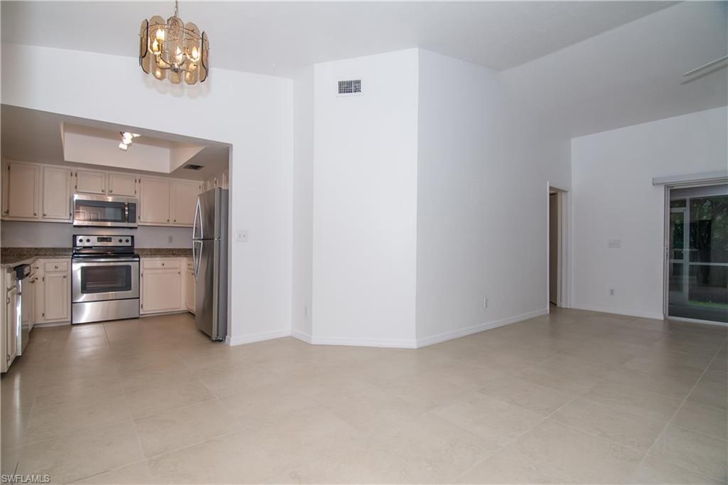 QUAIL HOLLOW - Residential