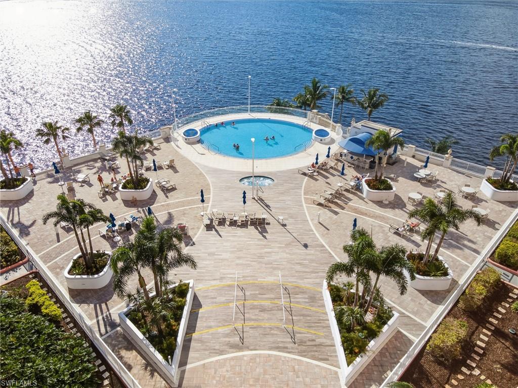 RIVIERA - Residential