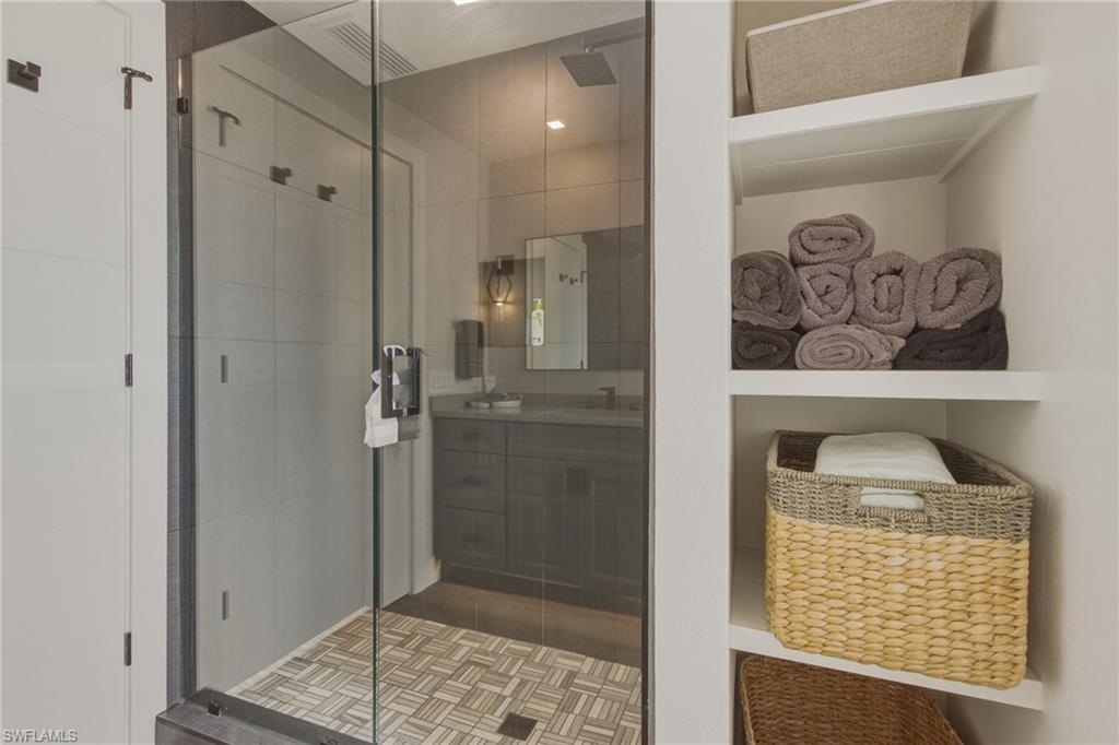 RIVIERA - Residential