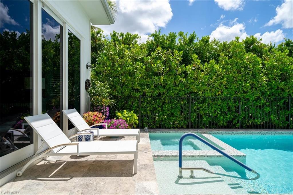 MANGROVE BAY - Residential