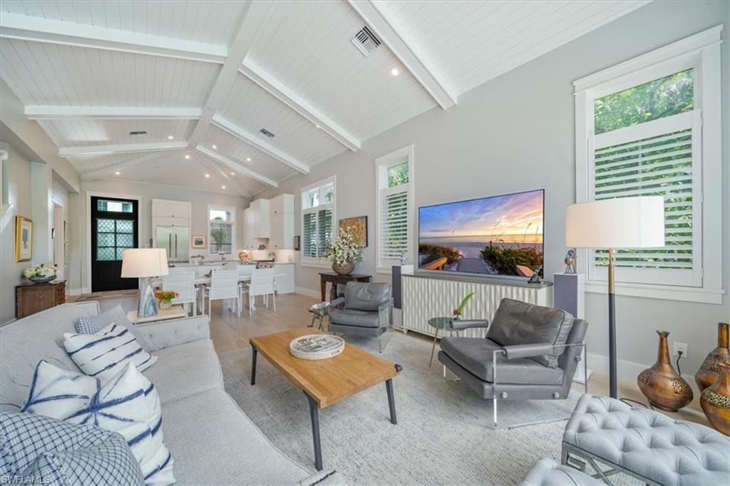 MANGROVE BAY - Residential