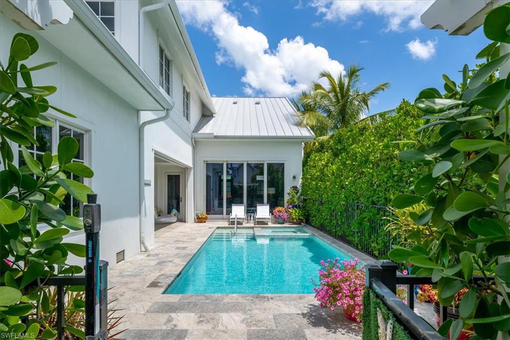 MANGROVE BAY - Residential