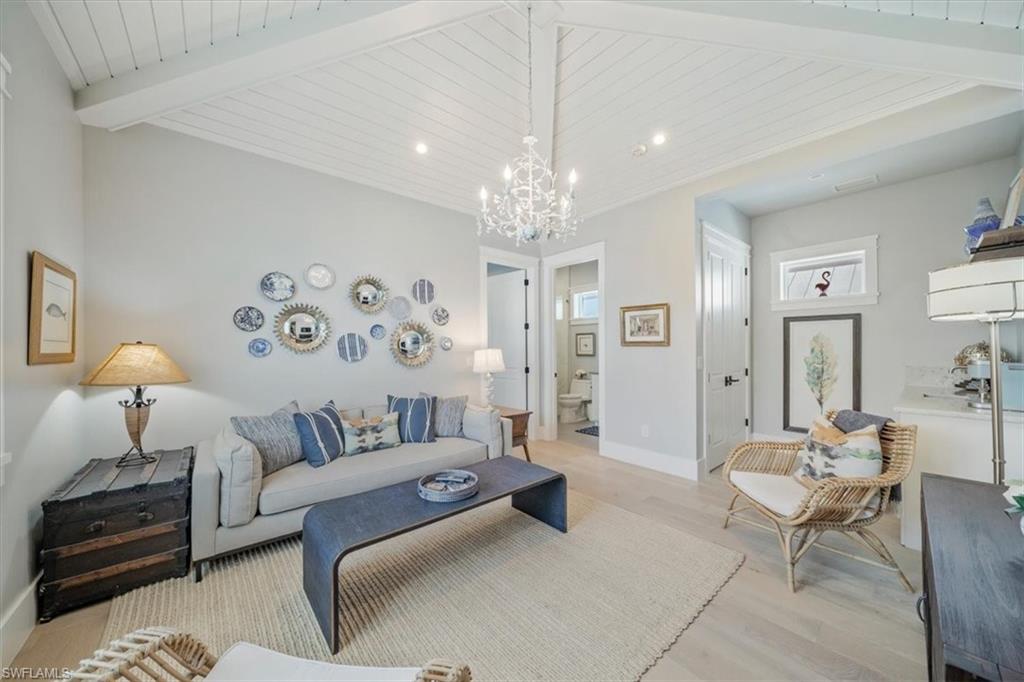 MANGROVE BAY - Residential