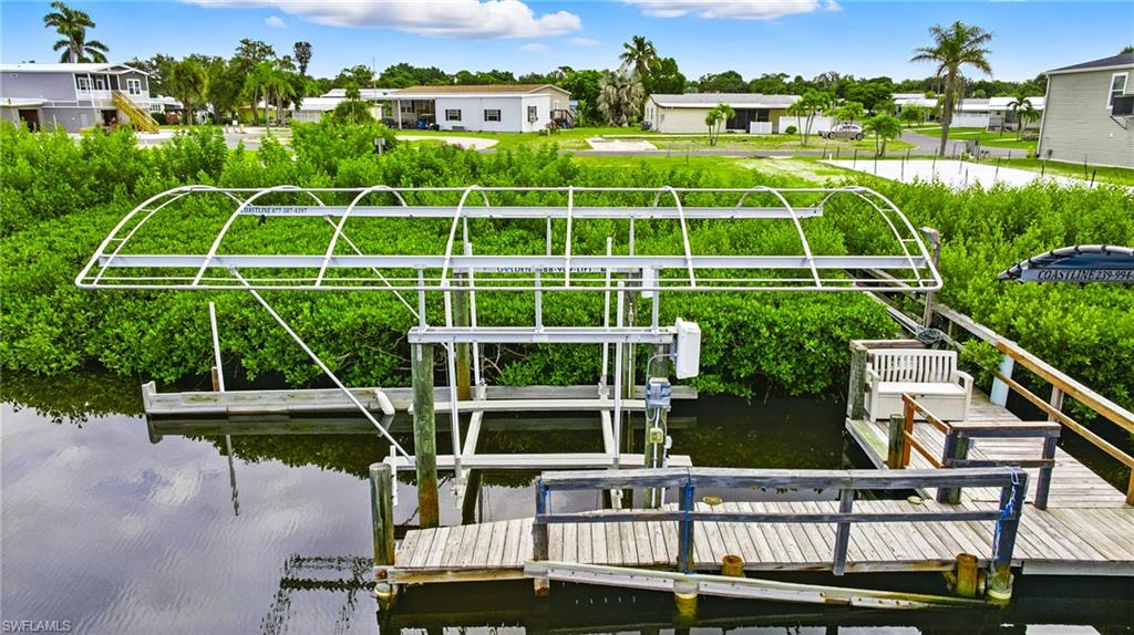 SPRING CREEK VILLAGE - Land