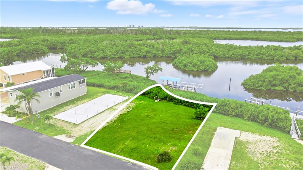 SPRING CREEK VILLAGE - Land