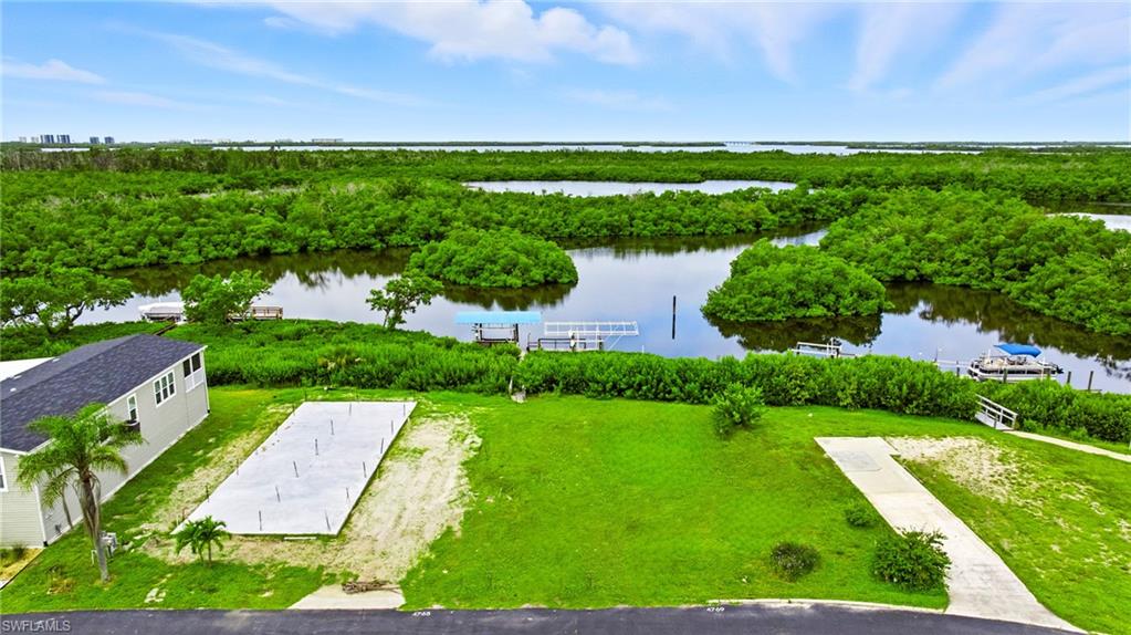 SPRING CREEK VILLAGE - Land