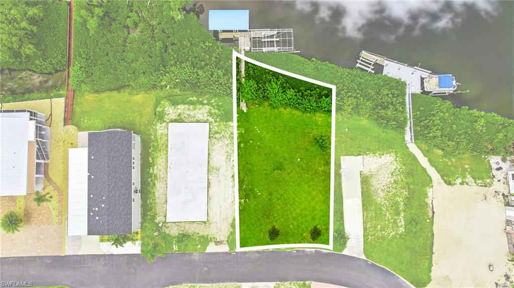 SPRING CREEK VILLAGE - Land