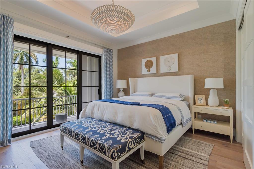 OLDE NAPLES - Residential