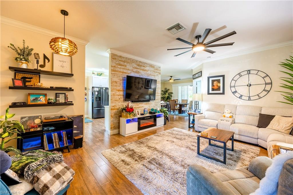 HEATHERWOOD LAKES - Residential